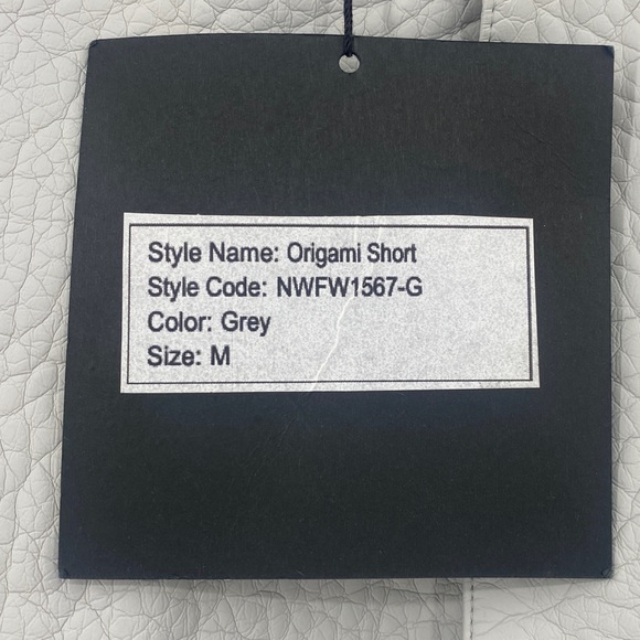 💕SALE💕 NWT Nasty Gal Leather Nightwalker Origami Layered Shorts - Picture 10 of 13